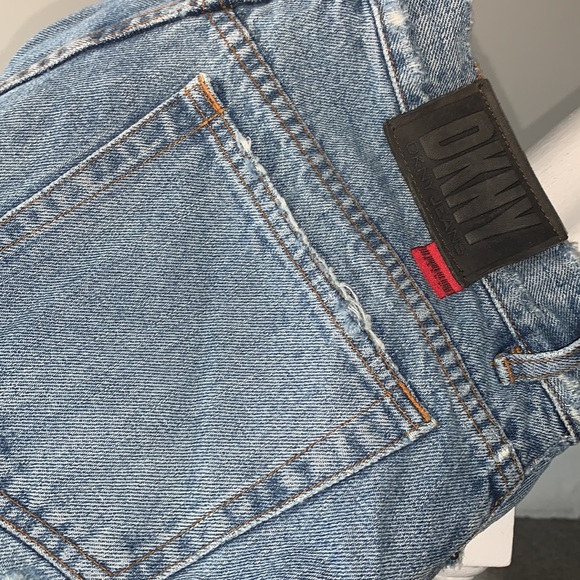 Vintage DKNY cropped jeans - Picture 3 of 7
